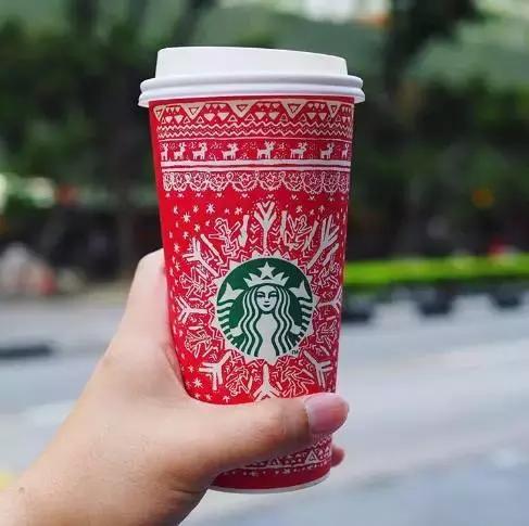 全世界都在晒的星爸爸圣诞小红杯，你买了吗？