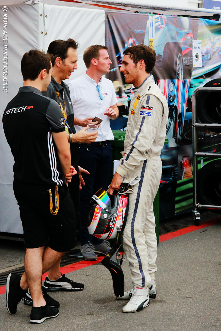 极品飞车剃刀视频,极品飞车夺旗赛