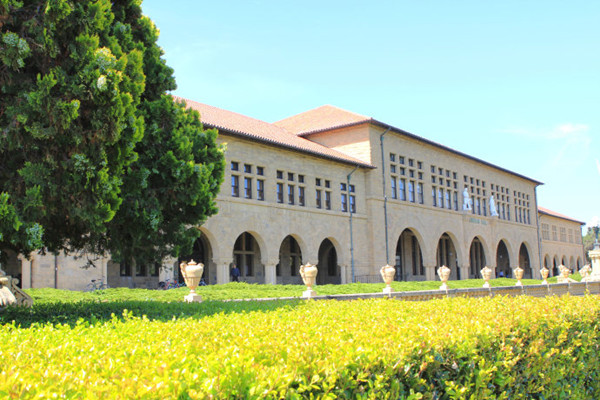 昨天，我居然又看见了乔布斯