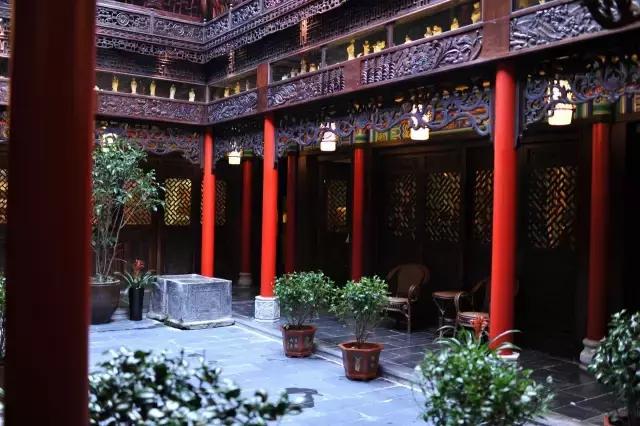 镇远镖局，这个只有6间客房的酒文化博物馆，邀您藏酒江湖侠客行