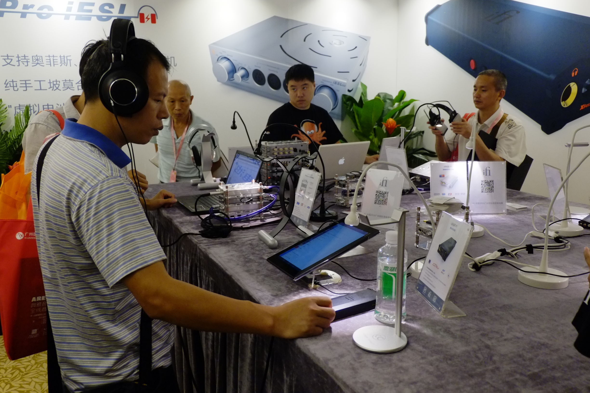 世界顶级音响博览会,世界顶级汽车音响展