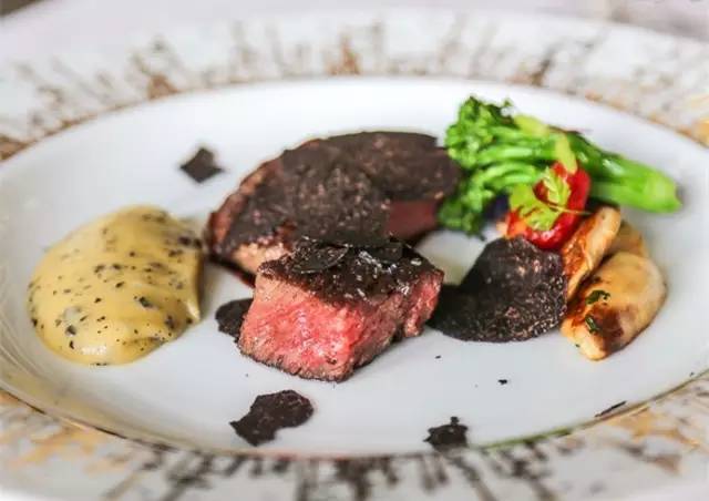 西餐之母是什么,外滩附近的美食餐厅推荐西餐