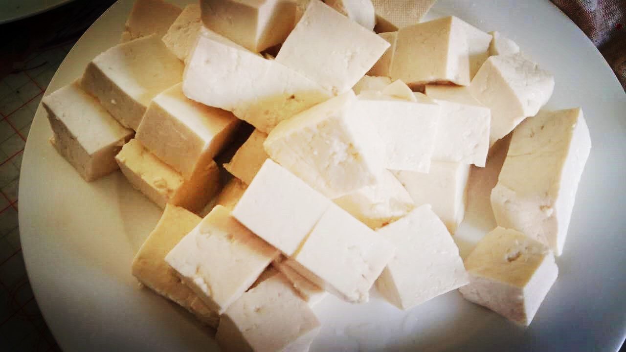 酱溜豆腐教程,酱熘豆腐做法步骤