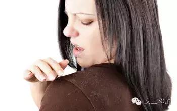 全智贤蓝色大海的传说颜值,蓝色大海的传说全智贤粉色西装