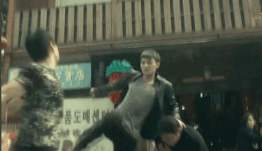 Jolin的蛋糕，杨幂的画，鹿晗的足球...万万没想到！明星们都是酱紫的跨界艺能王！