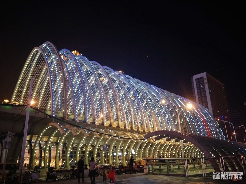 轻便旅行随身拍：带着OPPOR9s记录武汉深度游