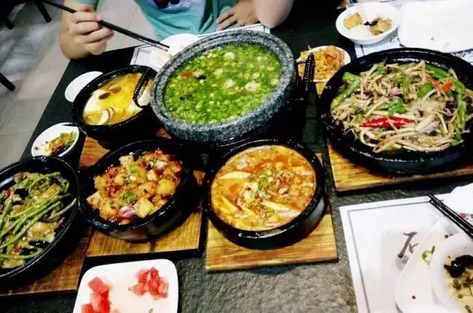 不要再问逛街吃啥子咯！最新最全的春熙路美食攻略在此！