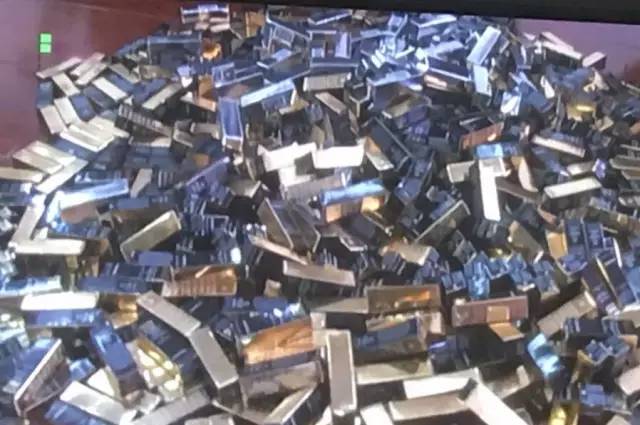 我震惊了丨700多支假香奈尔、迪奥口红，正要运日本被海关查获为啥是日本，你懂的！