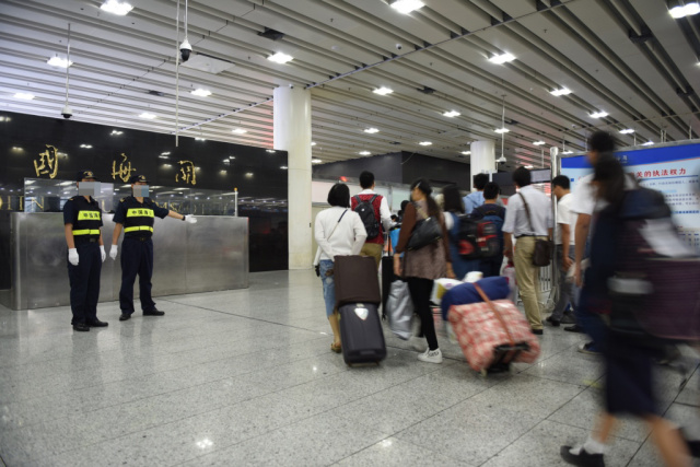 走进海关了解海关,福田口岸海关