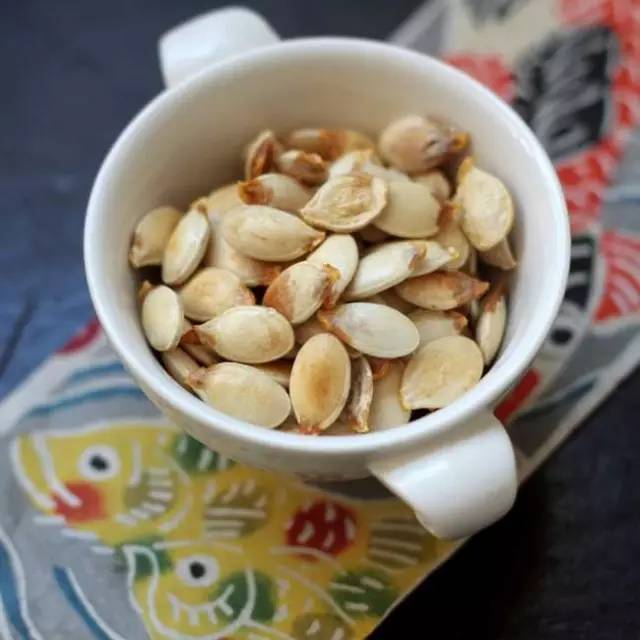 快过期的香芋面包,快过期的面包扔掉视频