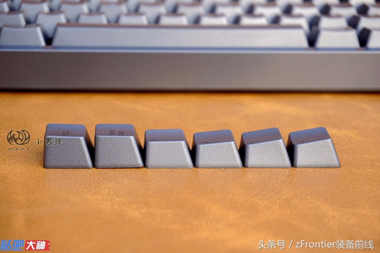 硬糖机械键盘classic评测,雷迦机械键盘评测