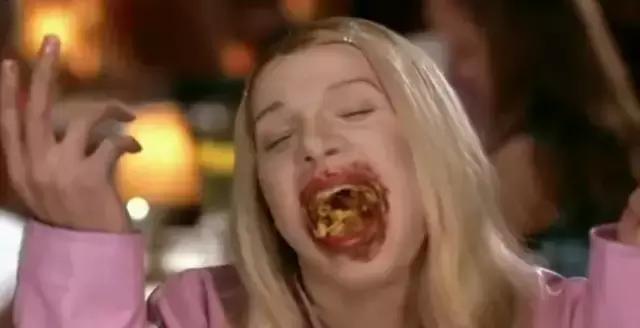 这么「恶俗」的电影，我居然看得合不扰嘴