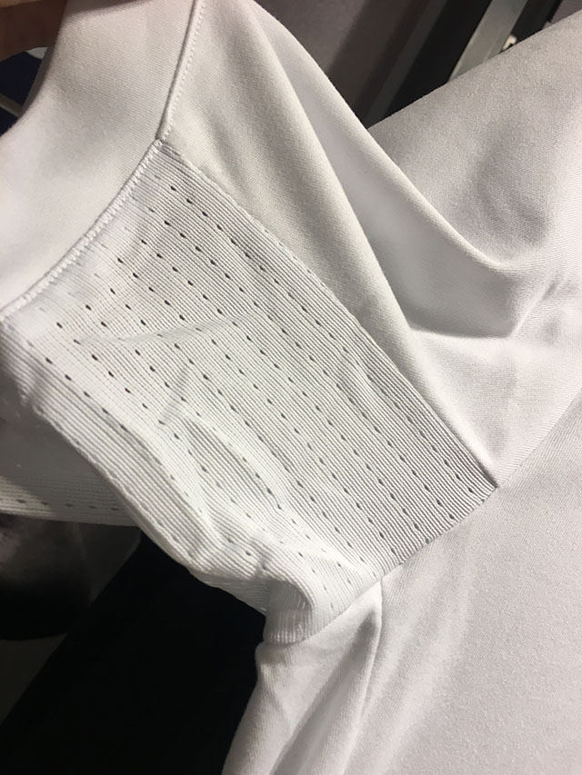 阿迪最新皇马球衣,阿迪达斯拜仁复古球衣