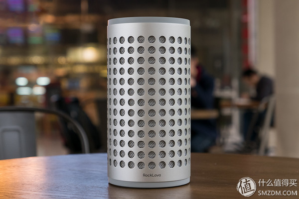 我不是宜家的不锈钢筷筒，我是个无线智能音箱！