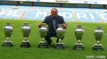 欧洲冠军大耳朵杯背面图,永久保留大耳朵杯的球队