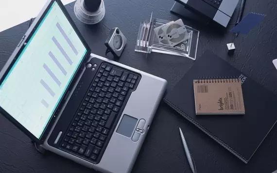 在被窝玩电脑视频,玩电脑是什么体验