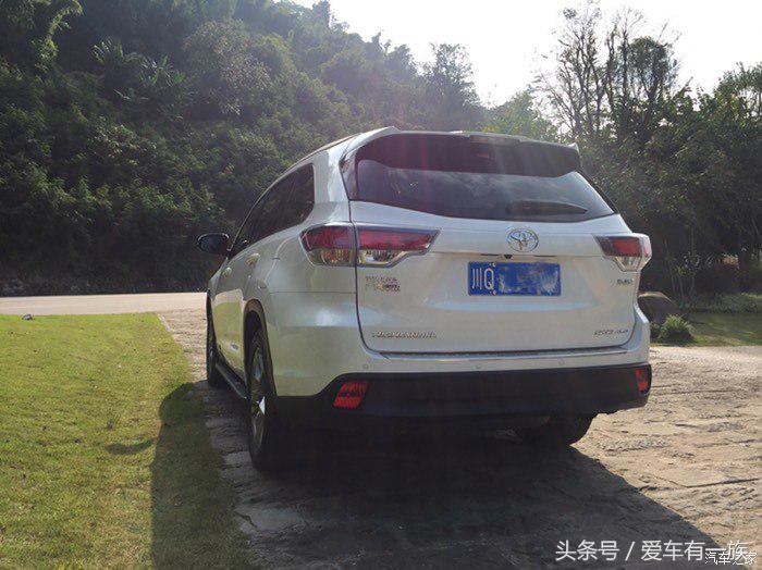 看完奥迪Q5A6L奔驰GLK福特锐界宝马X3，还是提了汉兰达