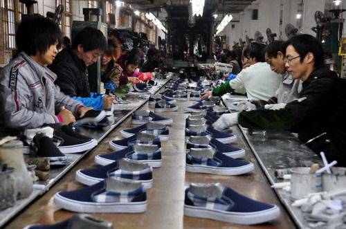 怎么辨别自己买到的是假鞋,怎么分辨正品假鞋