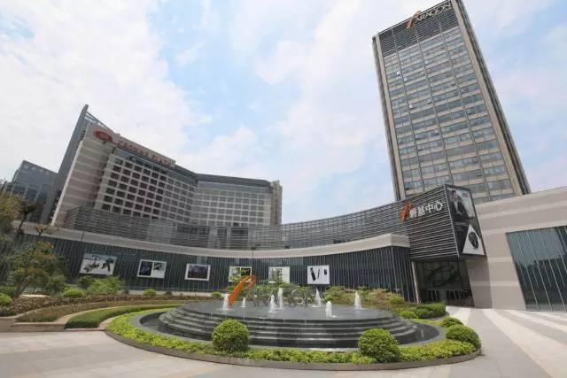 放大招｜如何让朋友相信你用一天吃遍全世界？