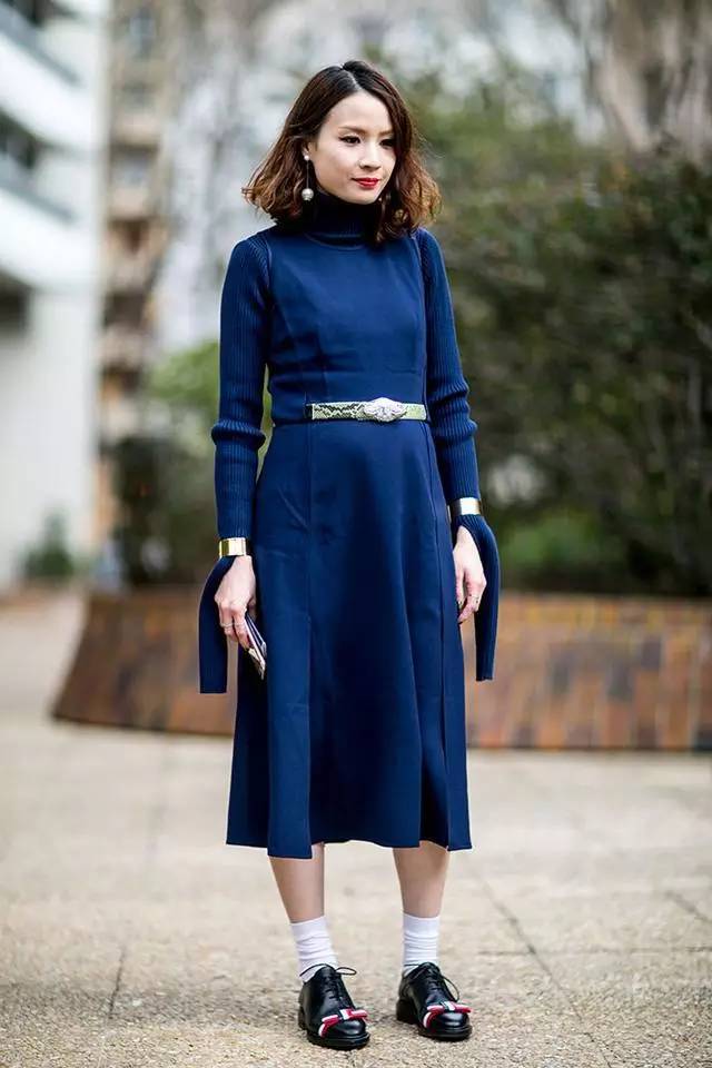 入冬后腕饰被“打入冷宫”？你该学学梦露的珠宝戴法！