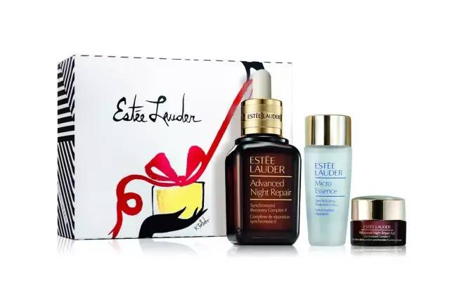 盼了一年的圣诞,dior彩妆圣诞限量版