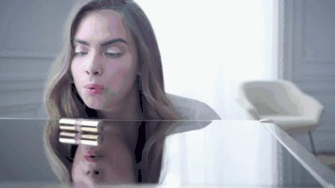 收下这个金闪闪的少女梦吧