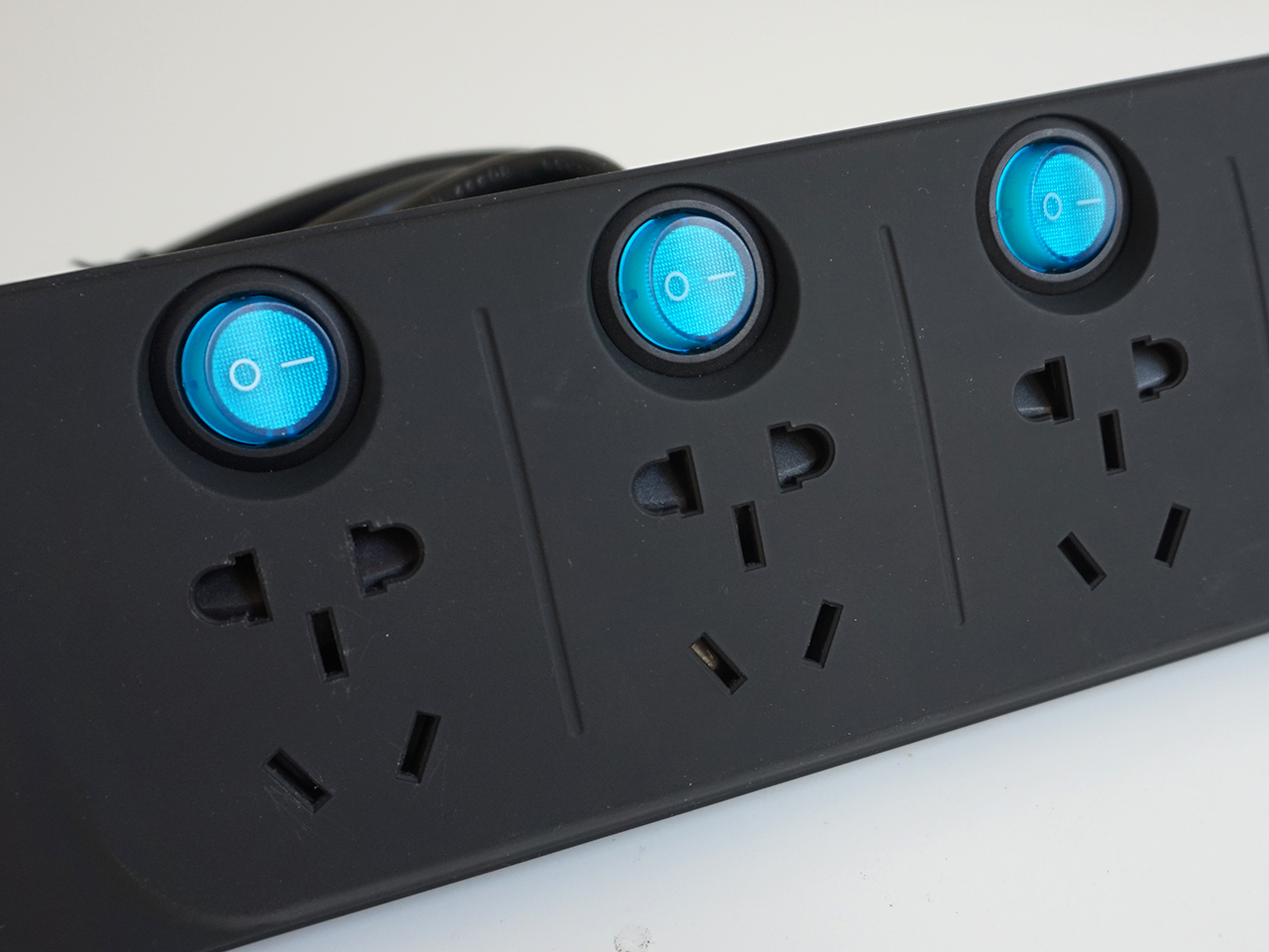 飞利浦居家神器,家里防护插座