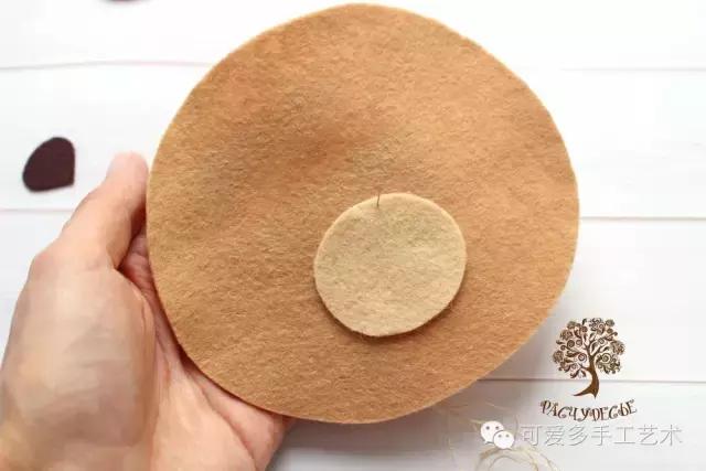 冬天可爱小熊,萌化了的可爱小熊怎么做