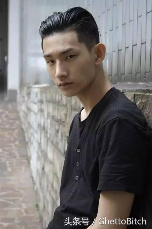 前一百只有两个肌肉男模，2017春夏时装周男模排行榜