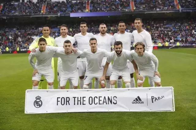 皇马vs拜仁换球衣,非法球衣拜仁皇马曼城