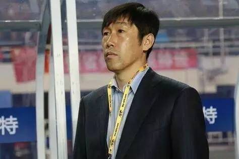 高洪波还能当国足主帅吗,高洪波接任主教练