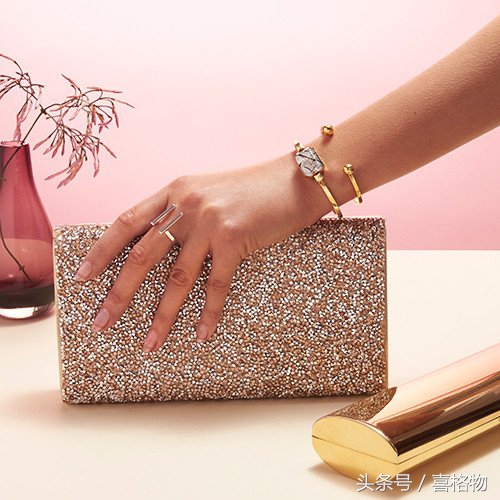 别被女友看到，智能手镯纯金镶宝石好奢侈