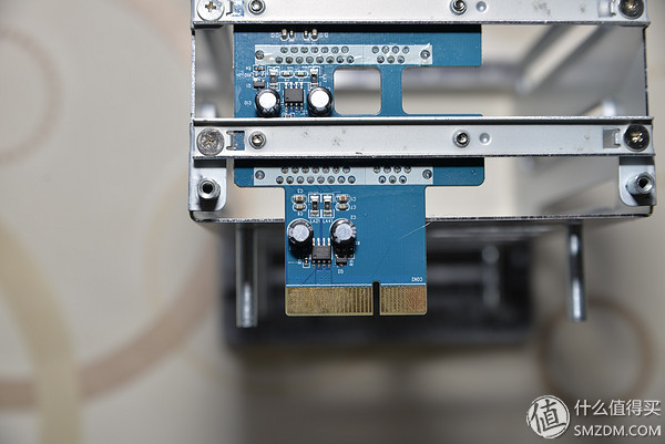 磁盘阵列硬盘盒拆解,阵列硬盘盒怎么安装