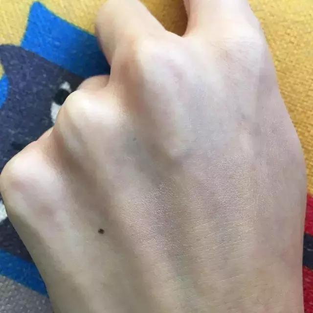 植村秀臻萃洁颜油用法,植村秀琥珀臻萃洁颜油区别