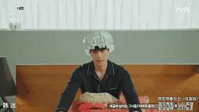 900岁鬼叔与人类少女、地狱使者互撩，绝逼年度最佳韩剧