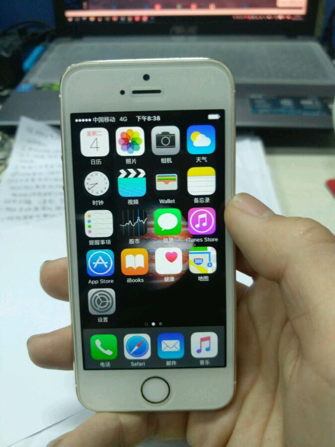 3000回收的手机,300收苹果二代耳机