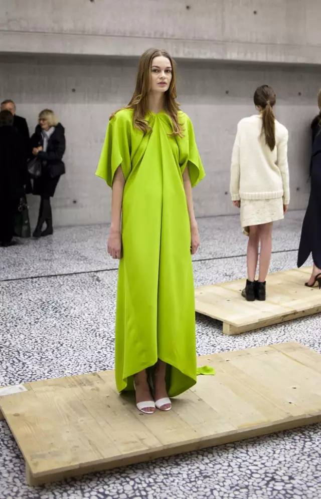 年度流行色盘点,流行色2023春夏经典绿隆重登场