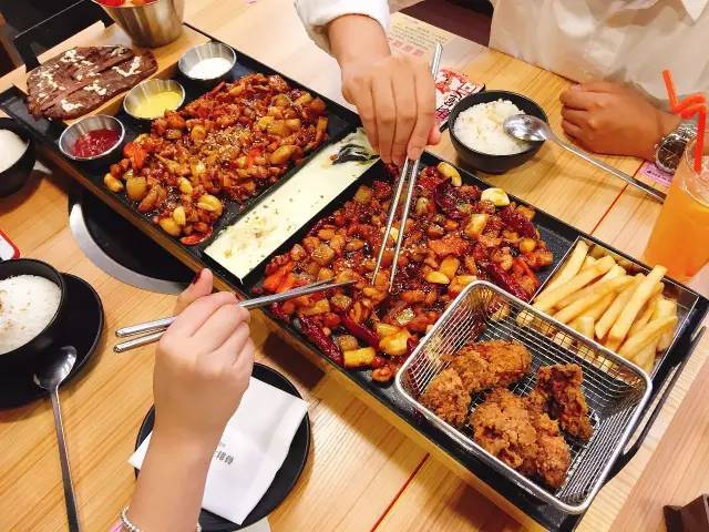 免单韩式部队火锅,免单火锅鸡