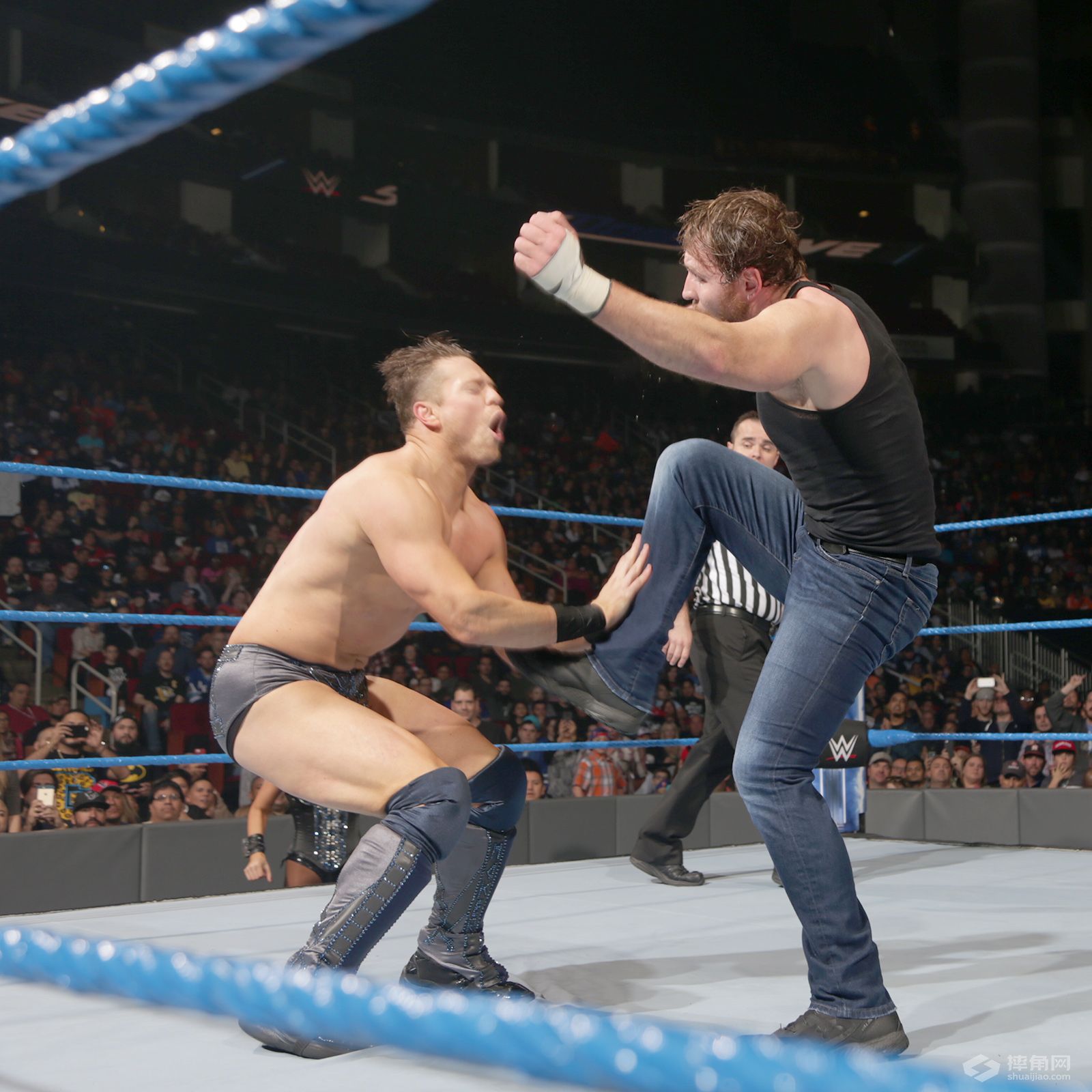 WWE驸马爷风云决战RVD！凯恩抛摔毕雪夫获全场欢呼！