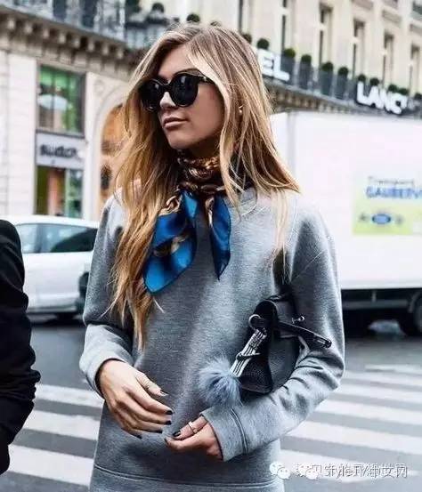 百搭卫衣穿出彩，一点都不难！