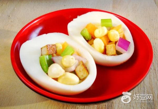 头发干枯毛糙开叉怎么护理,冬季头发干枯毛躁如何做