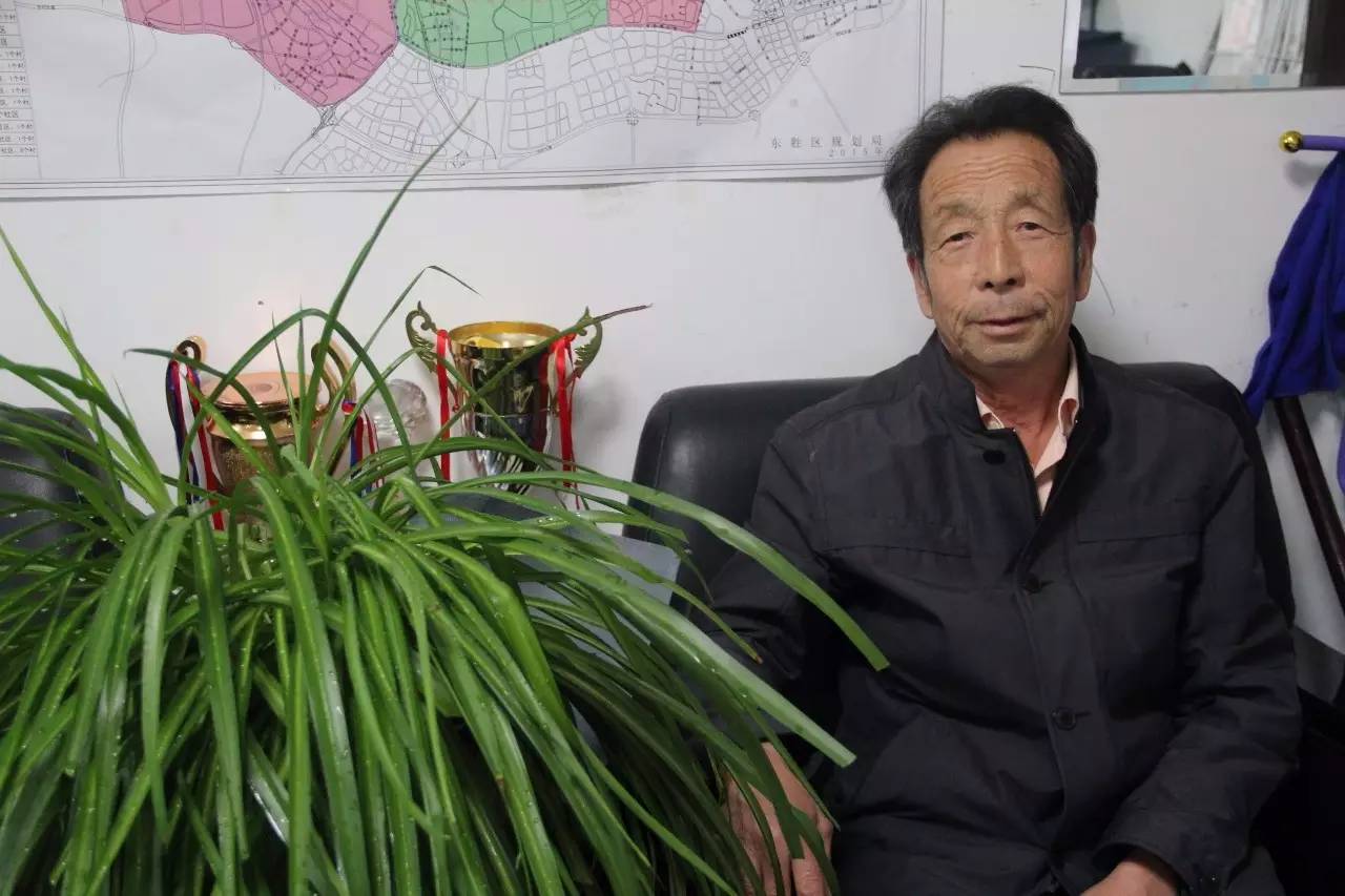 帮父亲贷款负债十万,替人还债4600万