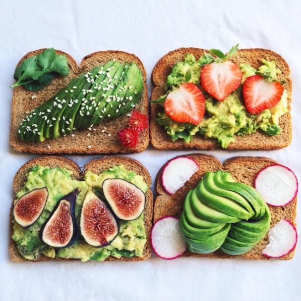 听说草木绿是2017年度代表色！我只想穿上美美的圣诞色，不小心领先时髦一整年！