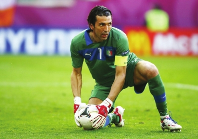 涓栫晫瓒崇悆涓夊ぇ閾佸緥,涓栫晫瓒冲潧鍥涘ぇ閾佸緥