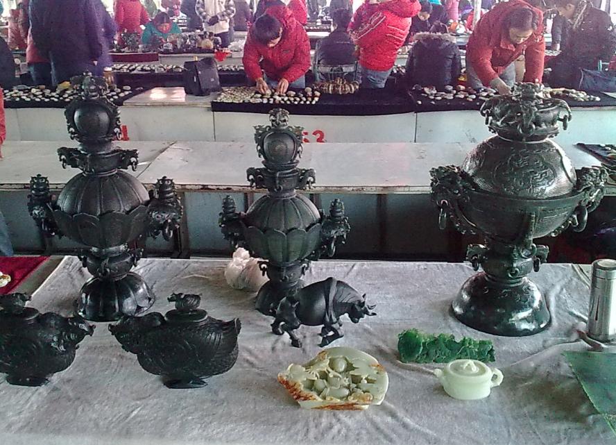 当心!你天价买来的可能只是一块石头