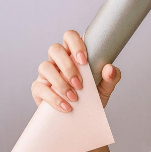 可以涂的不可撕拉指甲油推荐,不可撕拉网红指甲油