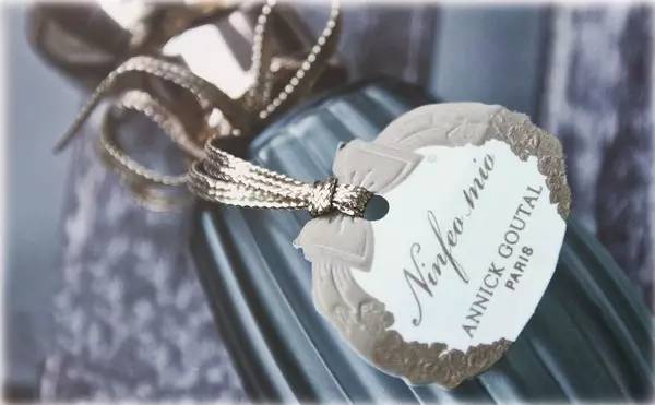 芦丹氏香水闻起来最后是果香,芦丹氏上善若水香水哪款值得入