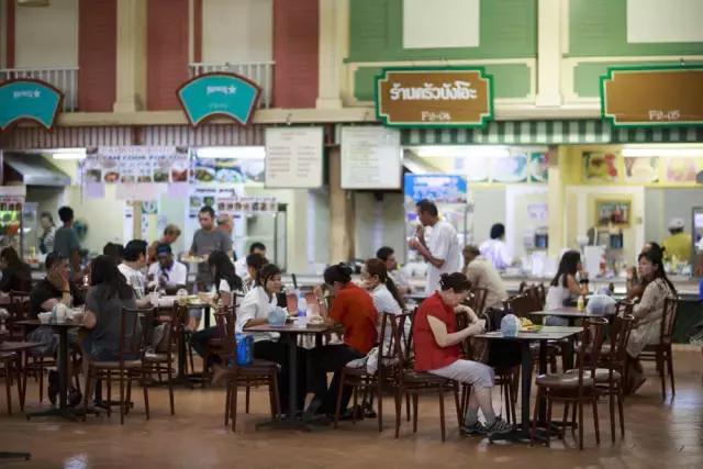 普吉岛在哪里吃海鲜划算,如何在普吉岛吃海鲜吃到爽