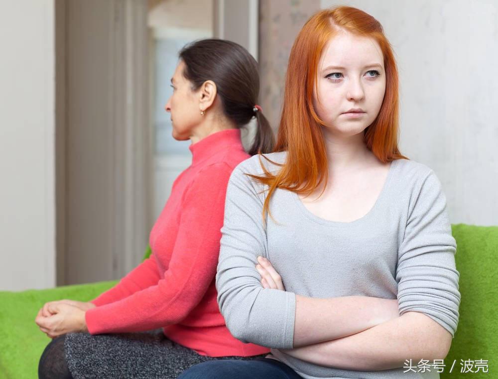 你这不争气的肚子，连个儿子都生不出来！