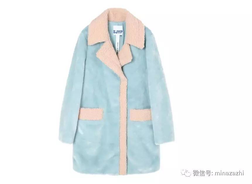 杨幂冬款lv羽绒服,杨幂冬日宽松毛衣